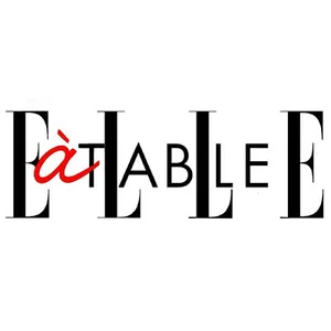 Elle à Table